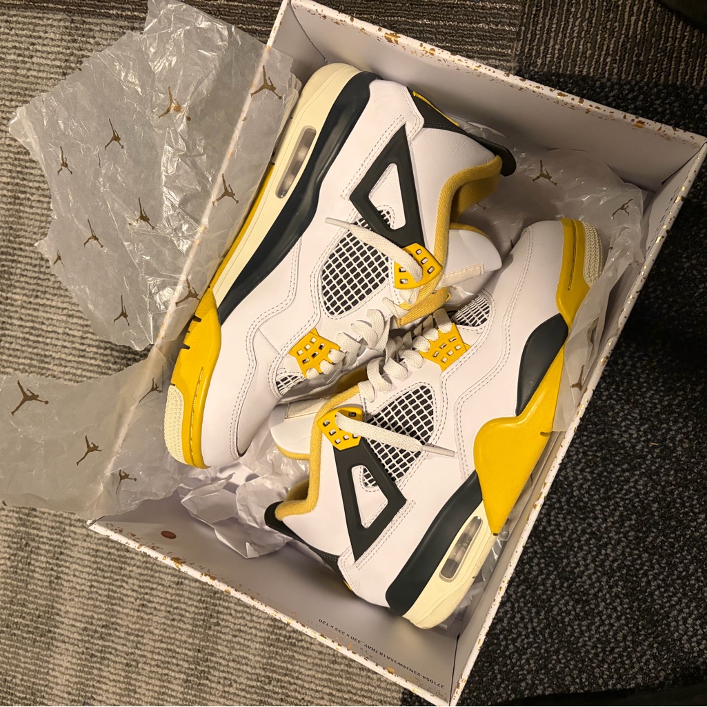 Jordan 4